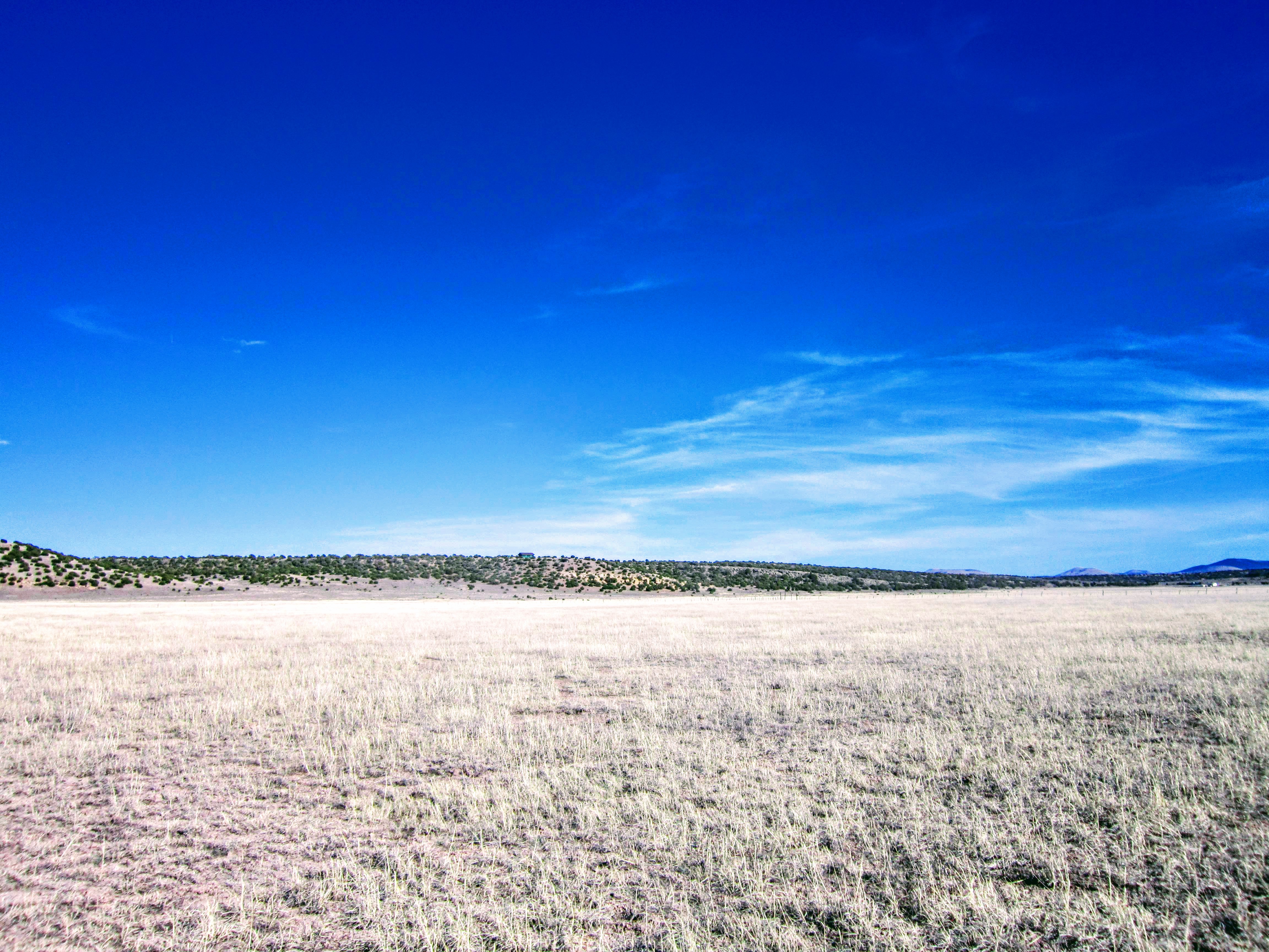 NW Corner Facing SE Corner